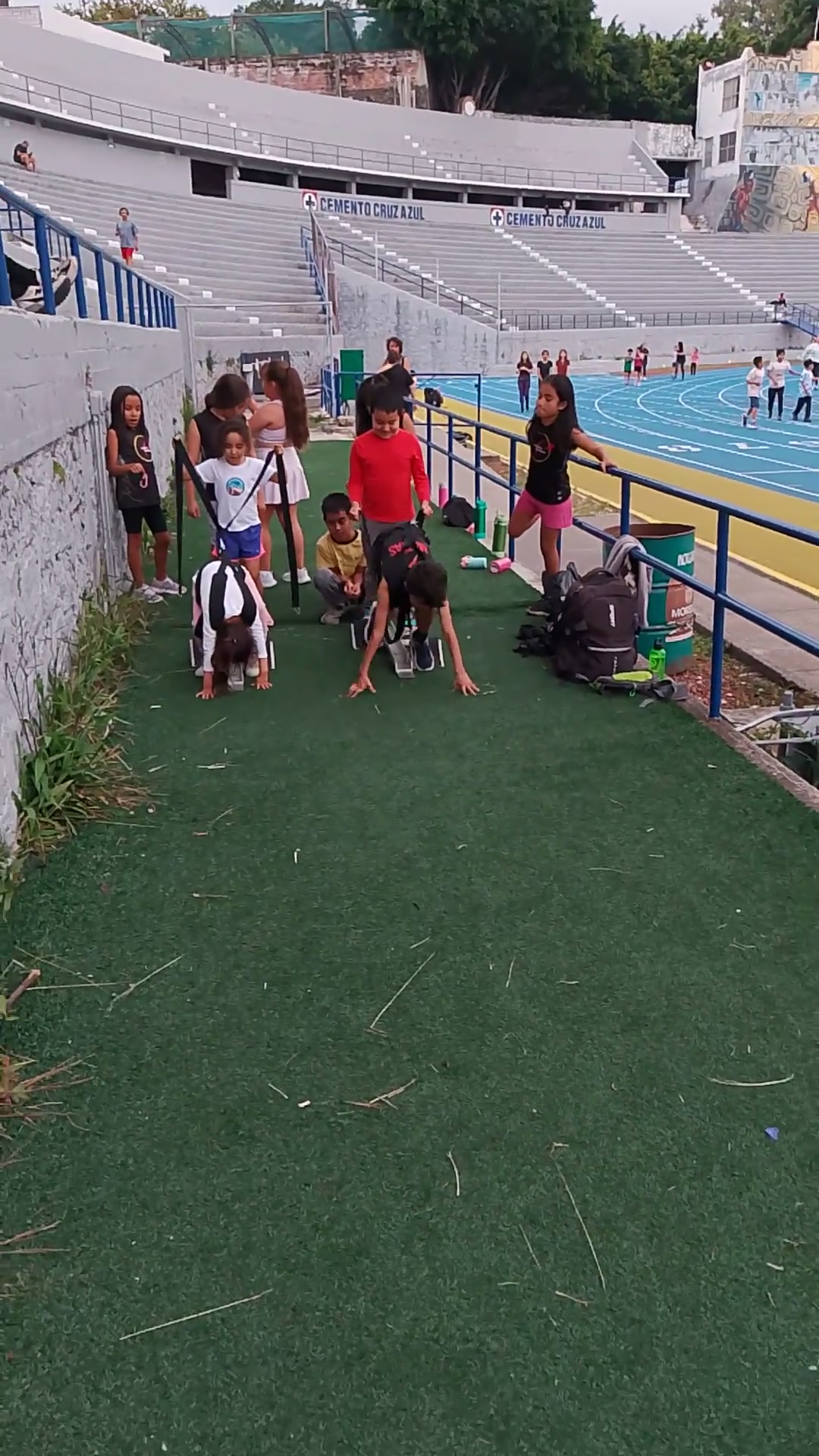 Entrenamiento en pista Fit-Ness Running